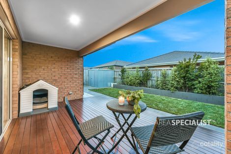 Property photo of 11 Frenchman Way Keysborough VIC 3173