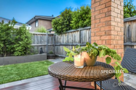 Property photo of 11 Frenchman Way Keysborough VIC 3173