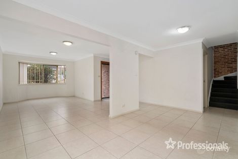 Property photo of 2/6 Aintree Close Casula NSW 2170