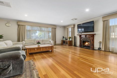 Property photo of 157 Greaves Street North Werribee VIC 3030
