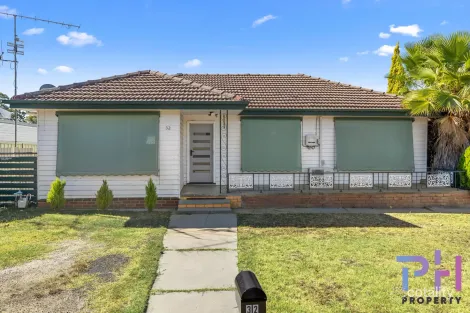32 Wesley St, Kangaroo Flat, VIC 3555