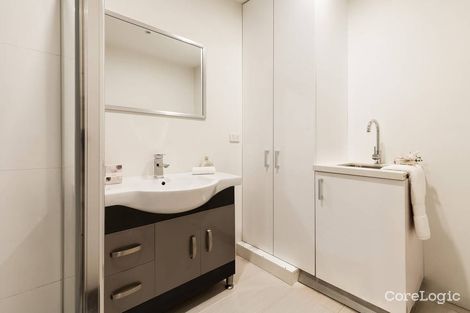 Property photo of 301/437 North Road Ormond VIC 3204