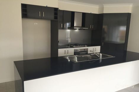 Property photo of 42 Prairie Avenue Maudsland QLD 4210