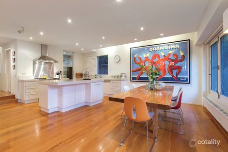 Property photo of 8 Kerferd Place Albert Park VIC 3206