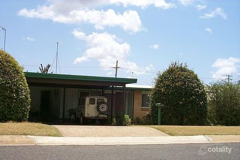 4 Cox Cres, Millbank, QLD 4670