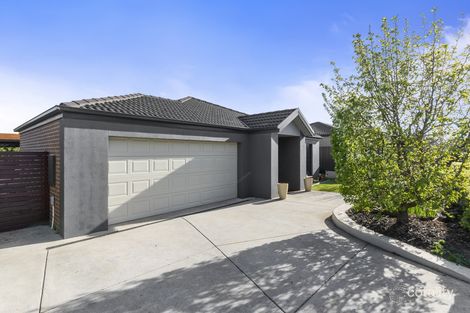 11 Moorabool Dr, Ballan, VIC 3342