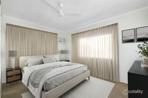 Property photo of 2 Dickens Avenue Ooralea QLD 4740