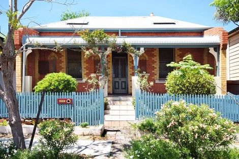 15 Dixon St, Hamilton, NSW 2303