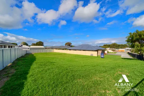 49 Celestial Dr, Mckail, WA 6330