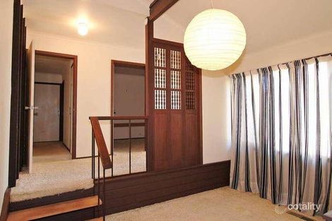 Property photo of 17 Songbird Avenue Chirnside Park VIC 3116