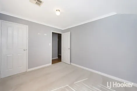 Property photo of 14 Bluerise Cove Falcon WA 6210