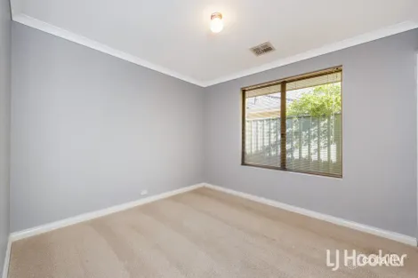 Property photo of 14 Bluerise Cove Falcon WA 6210