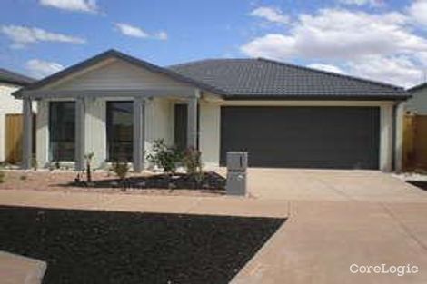 Property photo of 14 Giverny Close Burnside Heights VIC 3023
