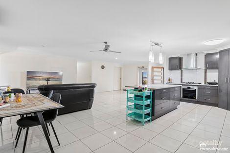 Property photo of 3 Foale Court Kawana QLD 4701