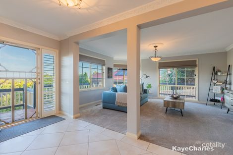 Property photo of 15 Stockmans Circuit Pakenham VIC 3810