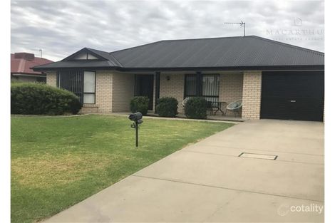 12 Womboin Cres, Glenfield Park, NSW 2650