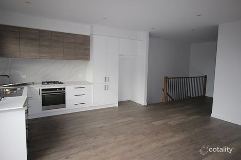 29b Como Pde E, Mentone, VIC 3194