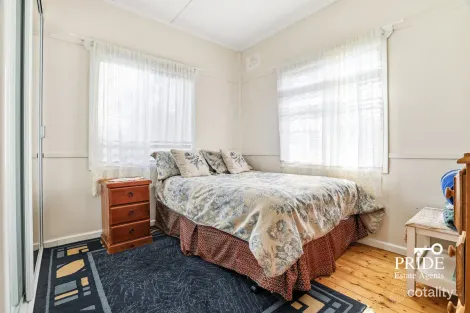 Property photo of 4 Tenth Street Warragamba NSW 2752