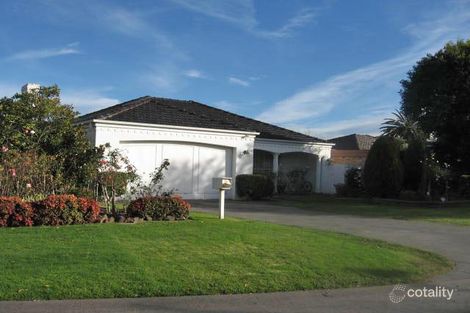 Property photo of 16 Rockingham Close Kew VIC 3101