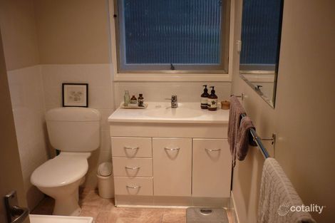 4 Carroll St, Hughes, ACT 2605