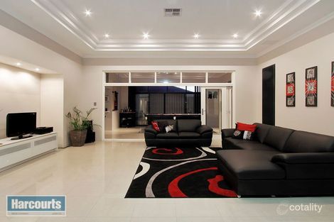 18 Giverny Gdns, Aubin Grove, WA 6164