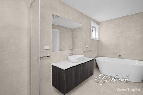 Property photo of 10 Winnima Circuit Pemulwuy NSW 2145