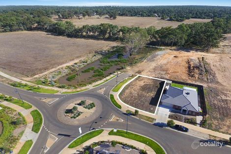 Property photo of 44 Swanson Boulevard Strathfieldsaye VIC 3551