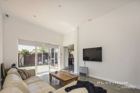 Property photo of 21 Midland Elbow Mindarie WA 6030
