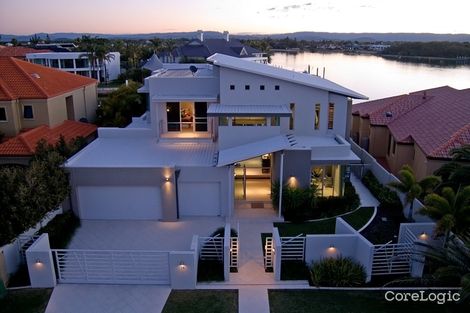 Property photo of 14 King James Court Paradise Point QLD 4216