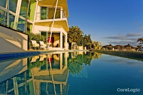 Property photo of 14 King James Court Paradise Point QLD 4216