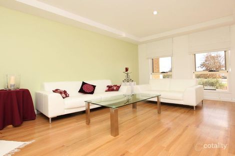 Property photo of 18 Douglas Waterhouse Drive Dunlop ACT 2615