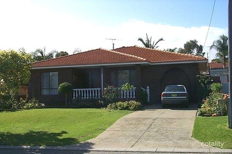 8 Beeley St, Westminster, WA 6061