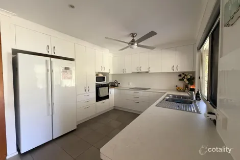 Property photo of 8 One World Drive Redridge QLD 4660