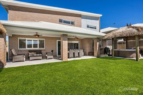 35 Whitehaven St, Greenhills Beach, NSW 2230