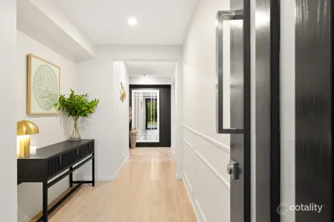 Property photo of 7 Lone Pine Circuit Upper Coomera QLD 4209