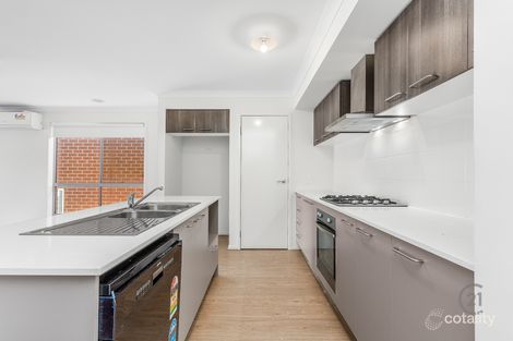Property photo of 59 Jindalee Way Werribee VIC 3030