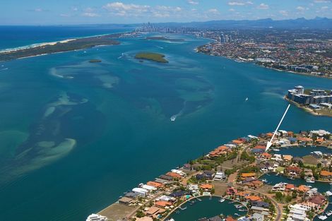 Property photo of 28 King Arthurs Court Paradise Point QLD 4216