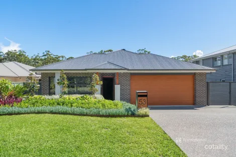 Property photo of 53 Carinya Crescent Narrawallee NSW 2539