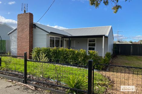 Property photo of 42 Caledonia Street North Bendigo VIC 3550