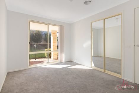 Property photo of 4 Stuart Place Sunshine Bay NSW 2536