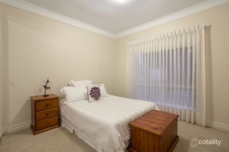 Property photo of 11 Elderwood Court Taylors Hill VIC 3037