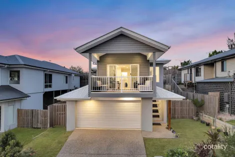 Property photo of 25 Aquinas Street Augustine Heights QLD 4300