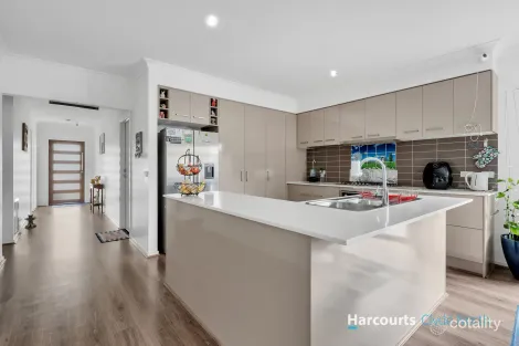 Property photo of 10 Ayredale Street Clyde VIC 3978