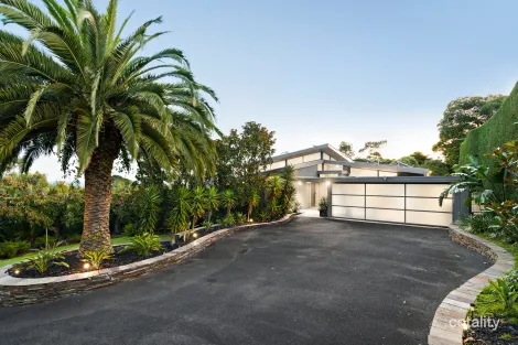 Property photo of 10 Bilgola Court Mount Eliza VIC 3930