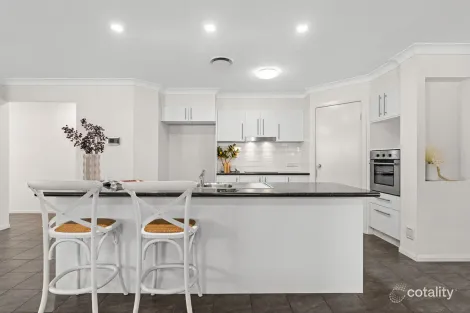 Property photo of 4 Cimmaron Circuit Thornlands QLD 4164