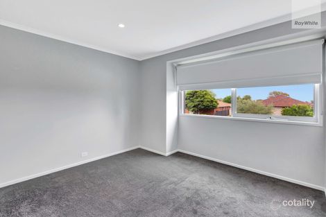Property photo of 31 Cunningham Drive Mill Park VIC 3082