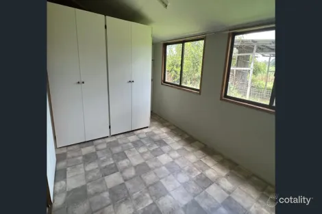 Property photo of Strathdees Road Tiaro QLD 4650