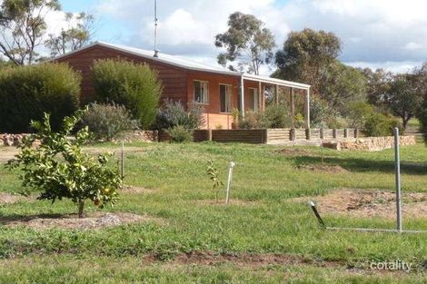 50 Tenth Rd, York, WA 6302