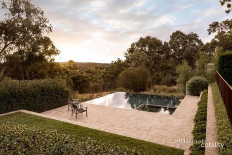 Property photo of 165 Jumping Creek Road Wonga Park VIC 3115