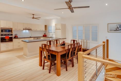 Property photo of 140 Westminster Avenue Golden Beach QLD 4551